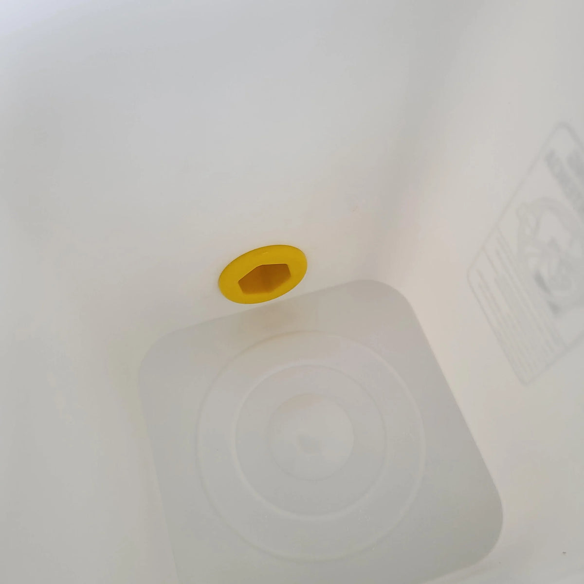 Bottling Bucket and Lid with Pre-Drilled Hole and Valve, image 4 of 4