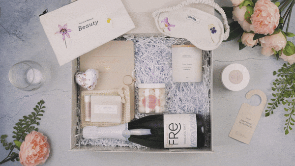 Bridal shower gift basket