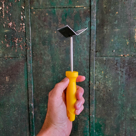 Queen Excluder Cleaner