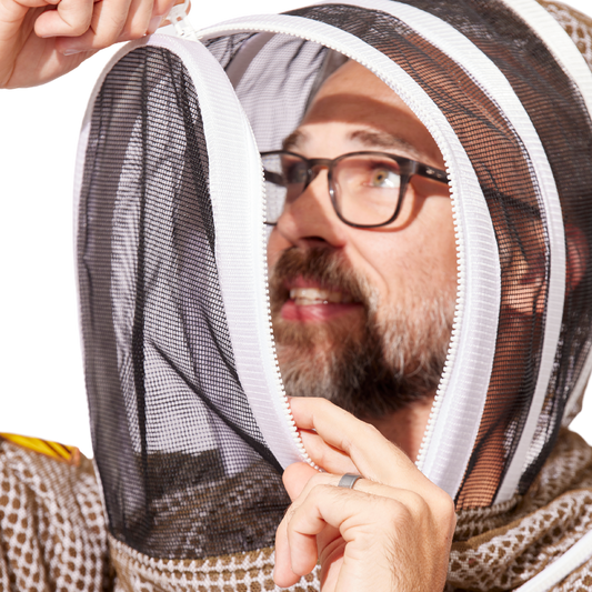 Round or Fencing Beekeeping Veil