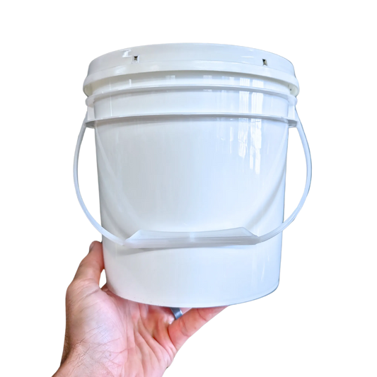 1 Gallon Round Bucket and Lid with Gasket, image 2 of 4