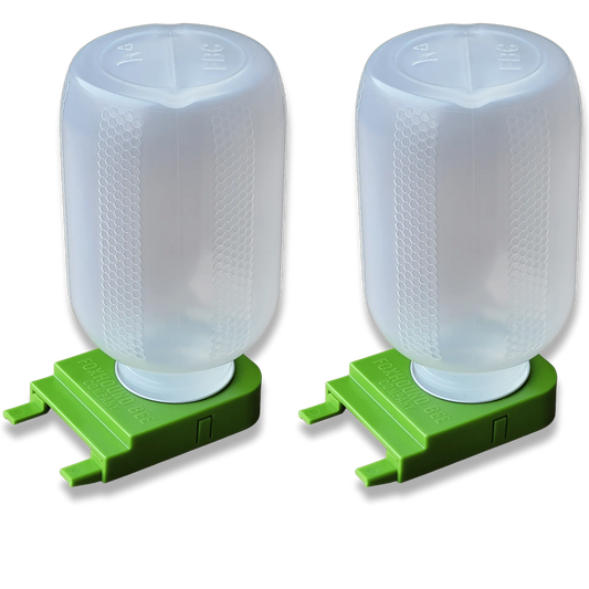 1/2 Gallon Jar and Foxhound Entrance Feeder with UV Inhibitor by Foxhound Bee Company
