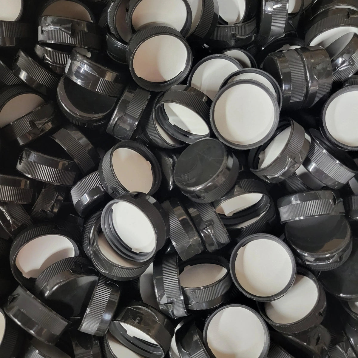 38mm Flip Top Plastic Lid, image 8 of 18