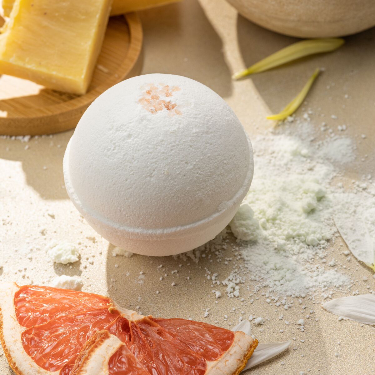 Bulk - 100 Natural Vegan Mix scents Bath Bombs - White