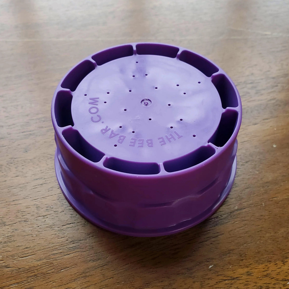 Bee Bar Lid, image 2 of 6