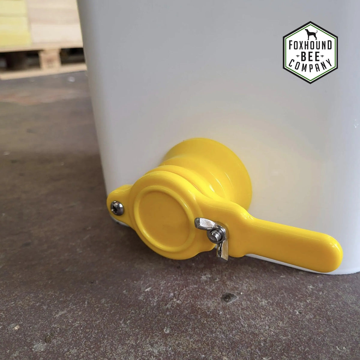 Bottling Bucket Kit with Honey Gate and Strainers, image 7 of 8