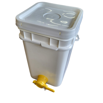 Bottling Bucket and Lid with Pre-Drilled Hole and Valve