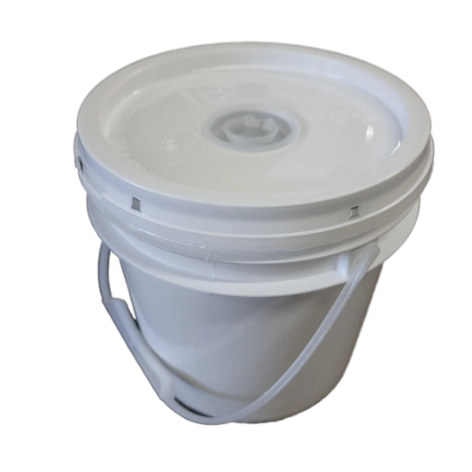 Bucket Feeder With Feeding Plugs by Foxhound Bee Company