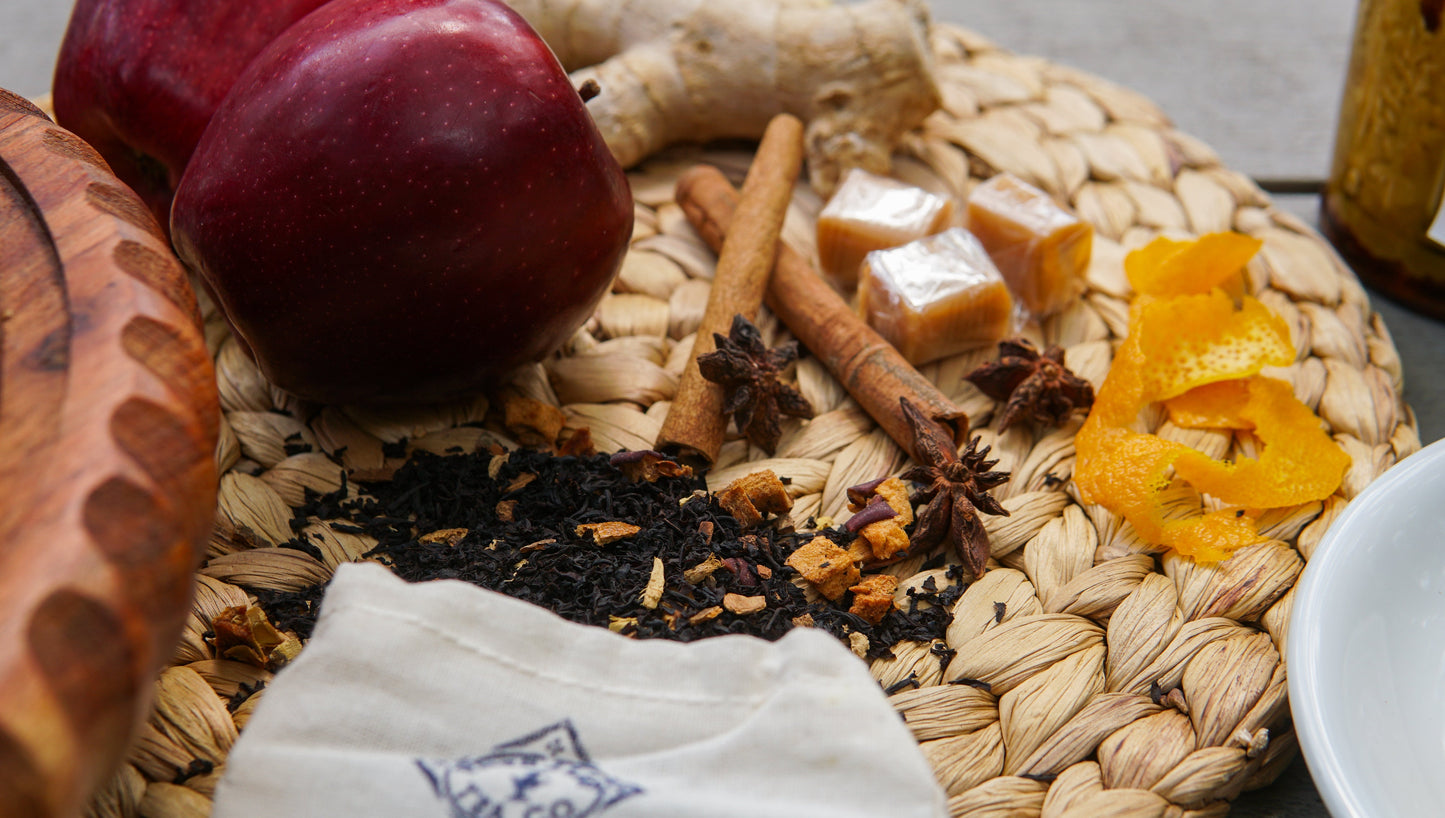 Caramel Apple Pie Muslin Bag of Loose Leaf Tea - 15 Servings