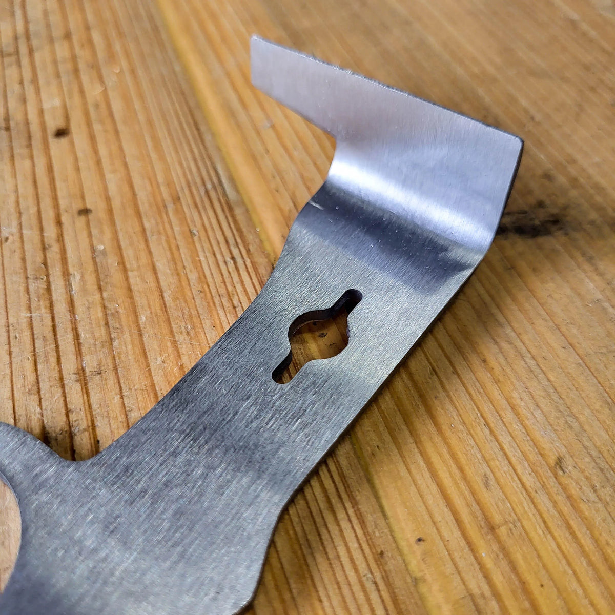 Finger Grip Hive Tool, image 3 of 7