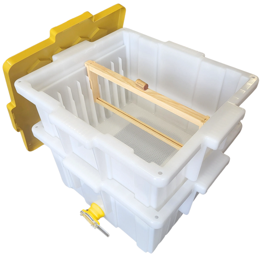 Hive Butler Swarm and Uncapping Tank by Foxhound Bee Company