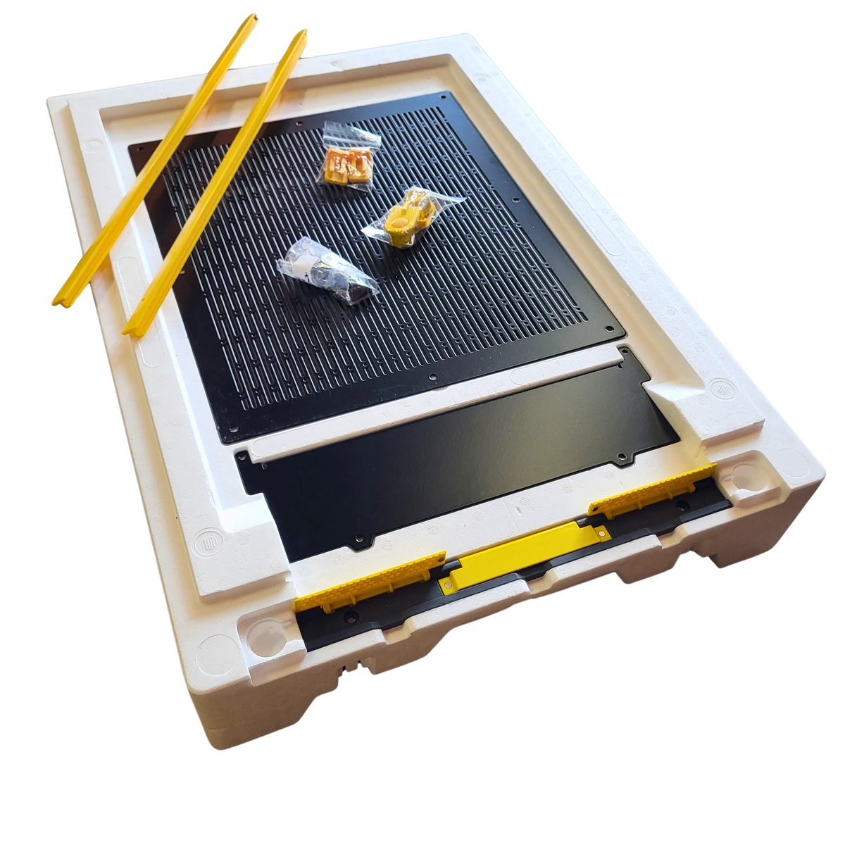 HiveIQ Base & Lid Kit w/ Queen Excluder, image 4 of 8