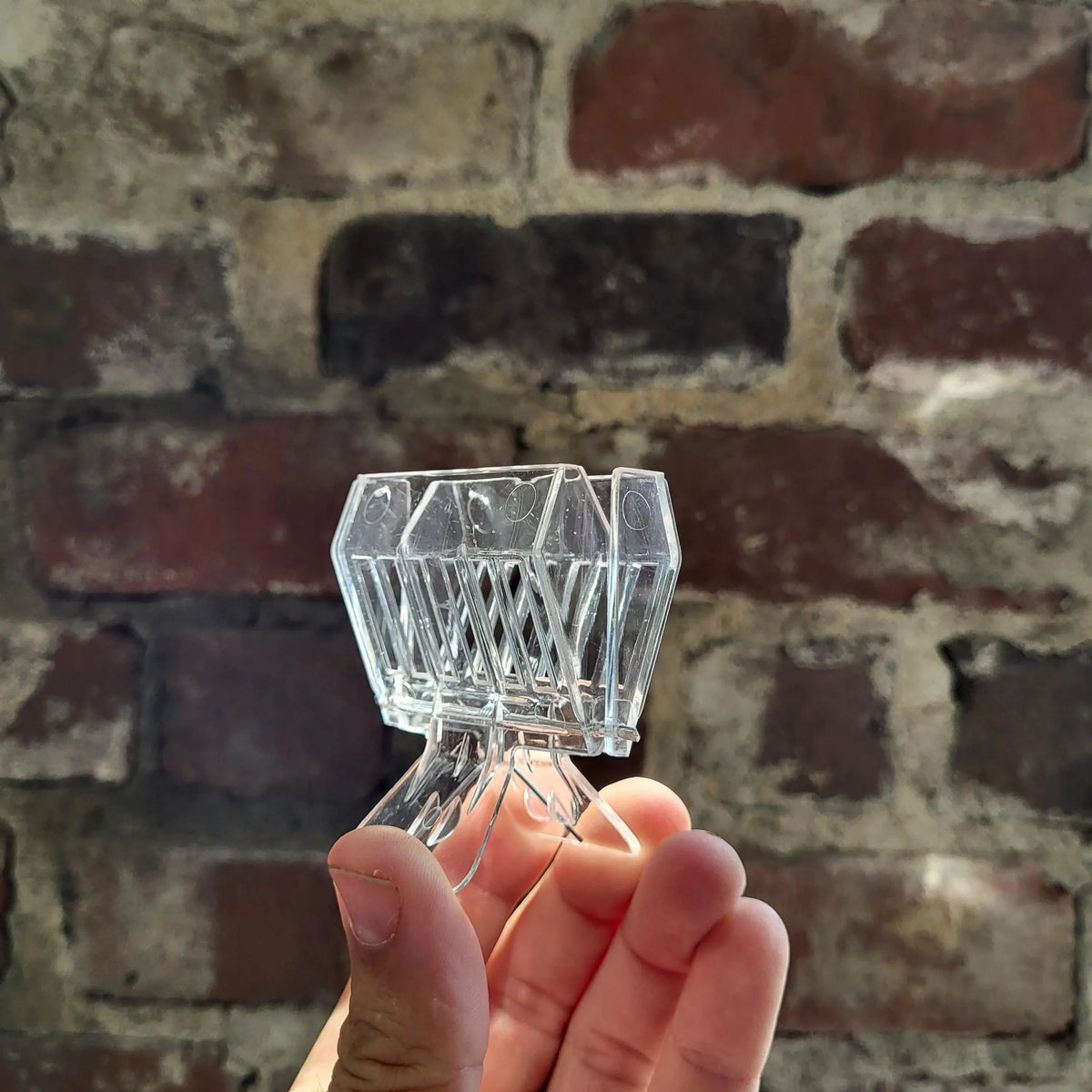 Queen Clip, Plastic, image 2 of 5