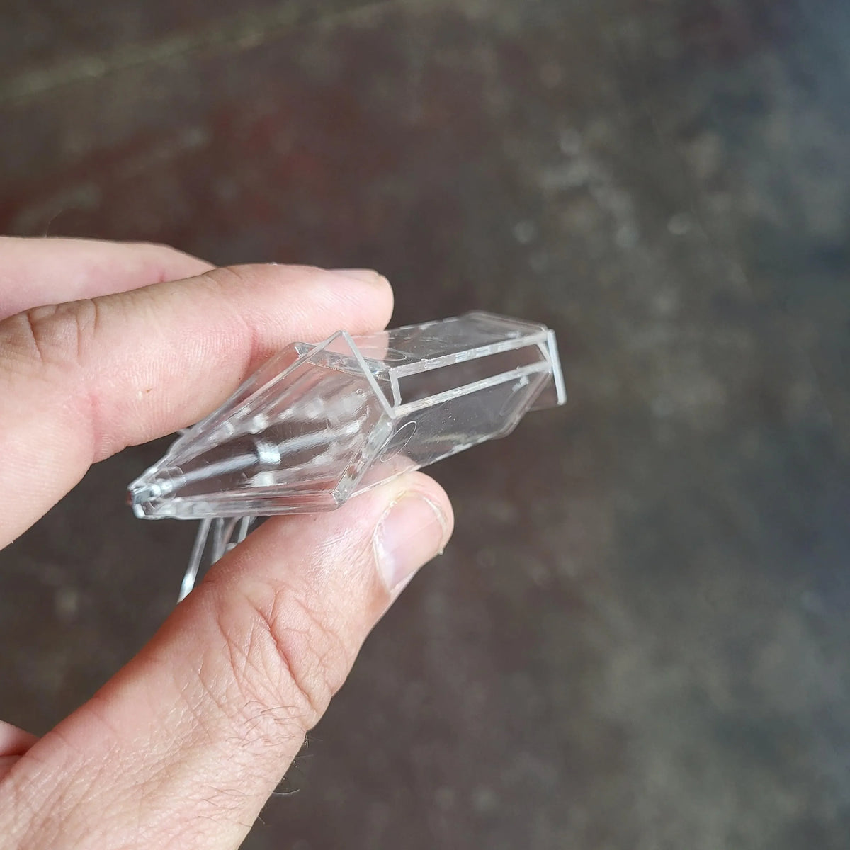 Queen Clip, Plastic, image 3 of 5