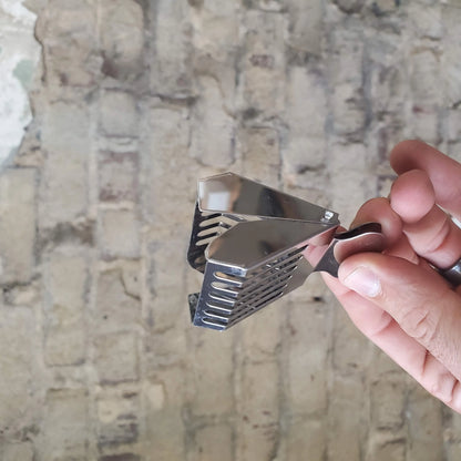 Queen Clip Stainless Steel