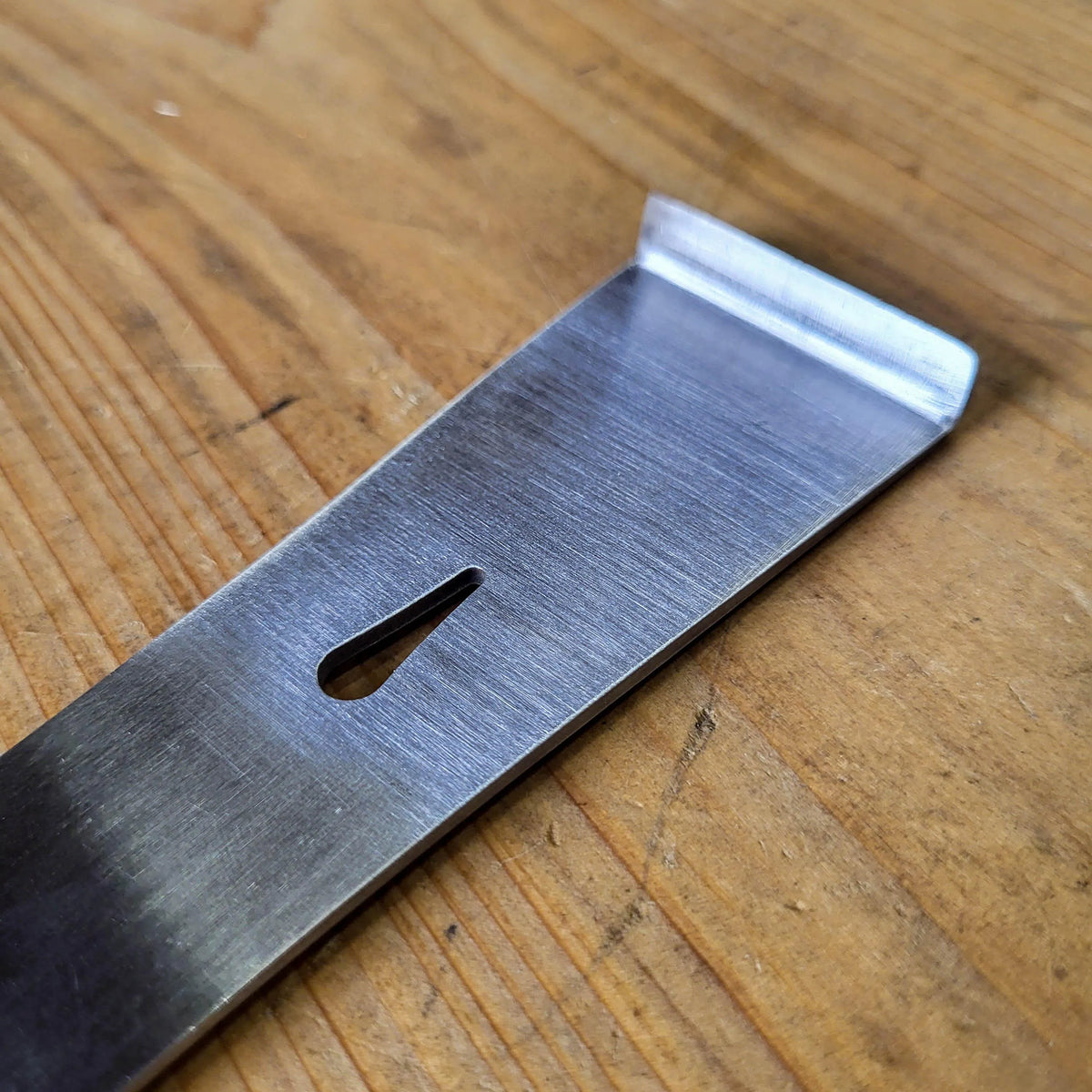 Short Hive Tool