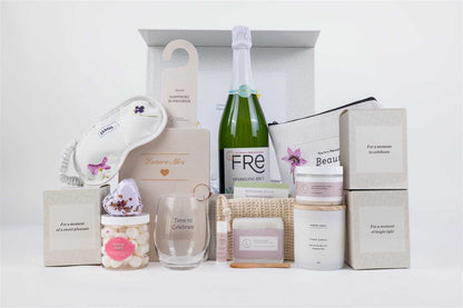 Bridal shower gift basket