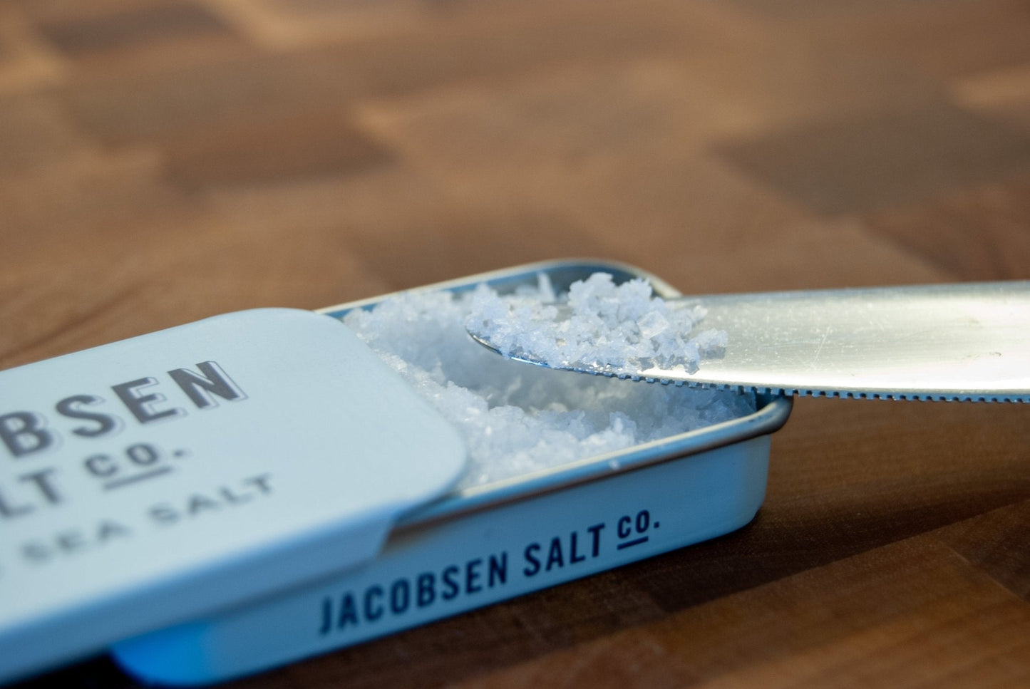 Jacobsen Flaky Sea Salt Slide Tin